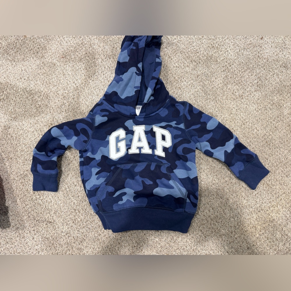 12-18M GAP Kids Navy and Light Blue Camo Hoodie
